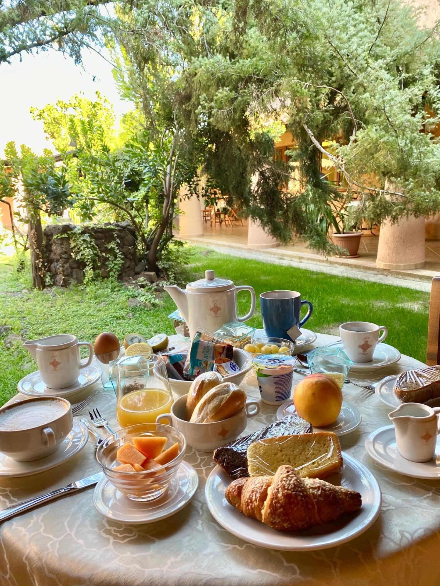 Hotel I Ginepri Quartucciu Eksteriør billede